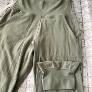 Olive Green Lululemon Align cropped Jogger
